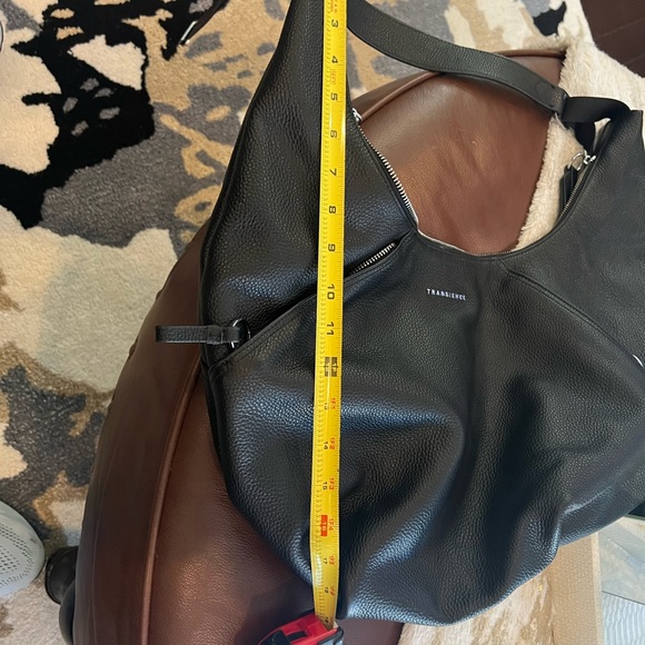 TRANSIENCE Black Pebble Leather Hammock Bag - Picture 13 of 15